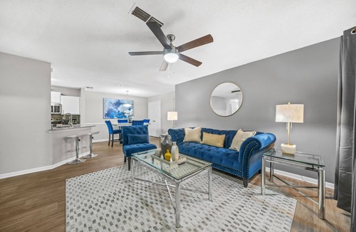 Athens Apartment | 3BRLux, UGA + Downtown Athens Game Weekend Ready