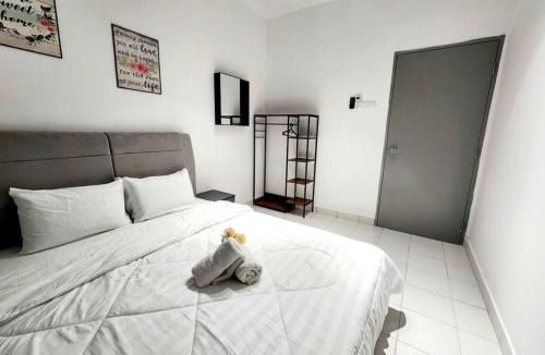 Bukit Serindit Apartment | 3km to Malacca town by Define Suite