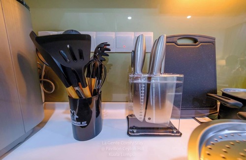 Golden Triangle Apartment | 3R2B Ceylon Bkt Bintang Luxe Home KLCC 600MBPS