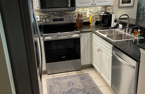 Gulf Shores Condo | 3rd Floor Condo Overlooking the Beach. Super clean!