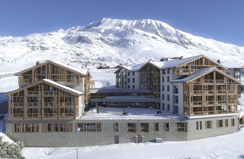 Bergers Apartment | 3rd floor, fitness, swimming pool, sauna, hammam, balcony, fireplace or stove, tv, ski locker, 102m²