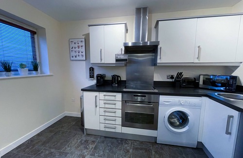 Wolverhampton Apartment | 3rd Floor Penthouse Corner Apartment/Balcony