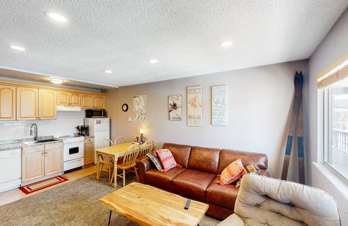 Winter Park Condo | 3rdf-floor condo next to rec center with indoor pool, hot tubs, gym, fireplace