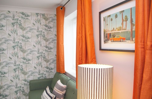 Sawston Apartment | 3x Bed Elegant Home with Parking