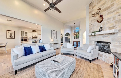 Lago Vista House | 4,000 Sqft Lakeview Retreat with Private, Heated Pool, 6 bed, 4 bath