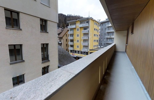 St. Moritz Apartment | 4 ½-room apartment on the third floor, about 105 m2.
