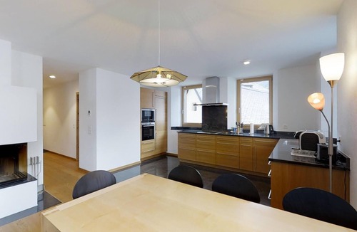 Madulain Apartment | 4 1/2 room apartment on the first floor with approximately 110m2, elevator to th
