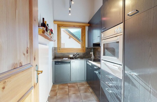 Bever Apartment | 4 ½ - room apartment on the top floor.
