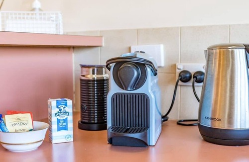 Victor Harbor Condo | 4/1 Harbour View Terrace - Wi-Fi