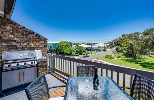 Victor Harbor Condo | 4/1 Harbour View Terrace - Wi-Fi