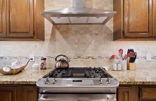 Broken Arrow House | 4/2 BR Ranch House on Golf Course in Broken Arrow