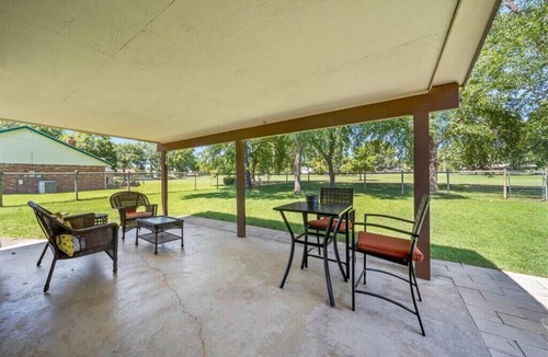 Broken Arrow House | 4/2 BR Ranch House on Golf Course in Broken Arrow