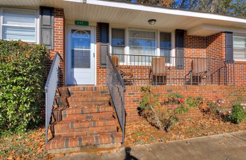 National Hills House | 4/2 Brick Ranch by the National