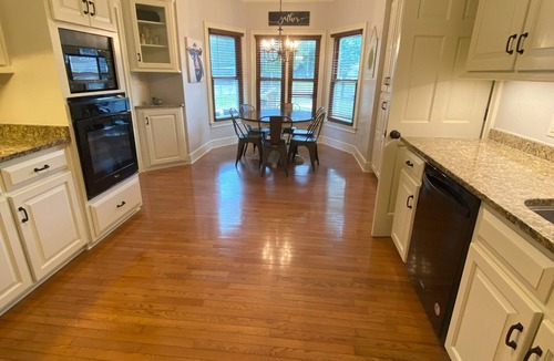 Martinez House | 4.3 Miles/10 mins to Augusta National/Masters. Large quiet lot. Near West Lake.