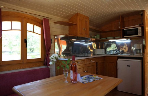 Montreal House | 4/5 people trailers