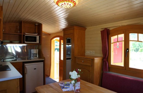 Montreal House | 4/5 people trailers