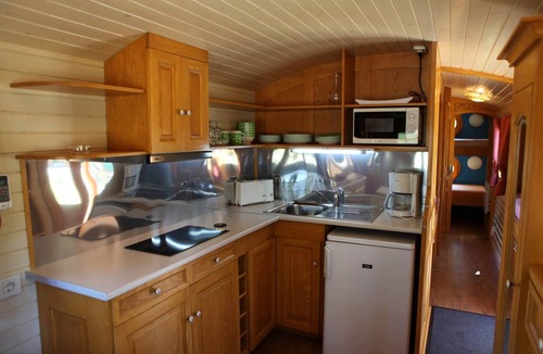 Montreal House | 4/5 people trailers