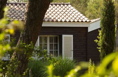 Aubais House | 4-5 Person Danish Chalet - La Villa Vicha