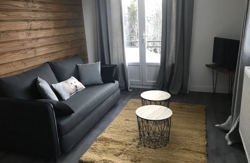 Sarcenas Apartment | 4-6 Pers apartment in the heart of the Chartreuse at the foot of the ski slopes