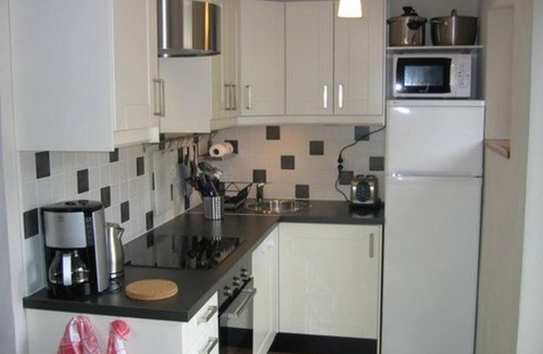 Prechac Apartment | 4-6 person gîte with exceptional view of the Pyrenean peaks