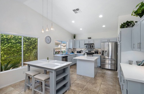 La Quinta House | 4 bd/3Bath in La Quinta, CA w/pool!