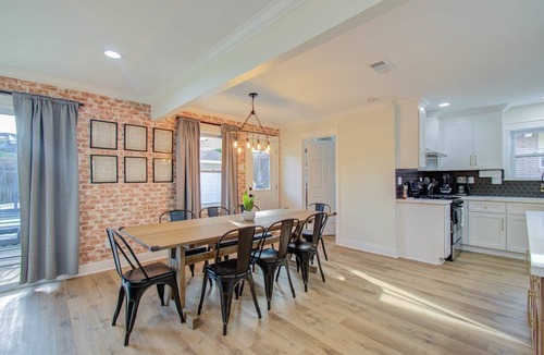 Braeswood Place House | 4-BD Central Location w Pool, Patio, Firepit