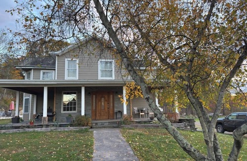 Saugerties House | 4-bd Malden Retreat with mountain views