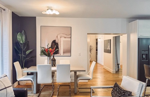 Nashville Condo | 4 BD PENTHOUSE SUITE - MUSIC ROW - GUITAR POOL - SLEEPS 12