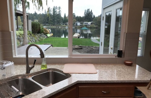 Lake Stevens House | 4 BDR/2 BA Waterfront Home located on beautiful Lake Stevens.