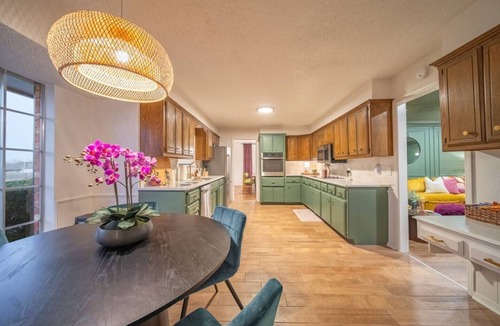 Oklahoma City House | 4 BDR OKC Hot Tub/Pool Table 12 Point Getaways