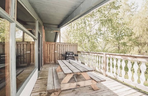The Blue Mountains Cottage | 4 bdrm Ski Chalet@Tyrolean Village/Petfriendly