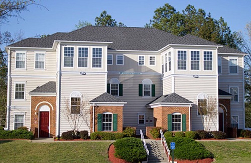 Berkeley Condo | 4 BDRM SLEEPS 12* 2 LIVING RMS, 2 KITCHENS, 4 BATHRMS, INDOOR/OUTDOOR POOLS, SPA