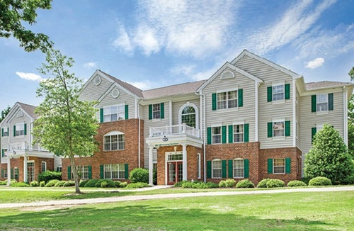 Berkeley Condo | 4 BDRM SLEEPS 12* 2 LIVING RMS, 2 KITCHENS, 4 BATHRMS, INDOOR/OUTDOOR POOLS, SPA
