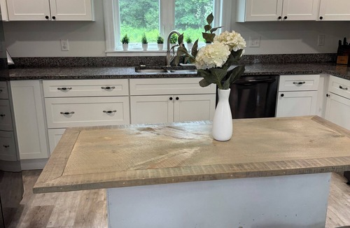 Oakland House | 4 be Updated home near Belgrade Lakes