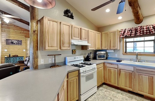 Alto House | 4 Bears 1 Cave | Wooded Views, Outdoor Space!