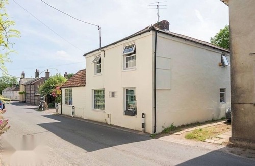 Dorchester House | 4 Bed-2 Bath-Bar-Pool Table-Library- Xmas venue