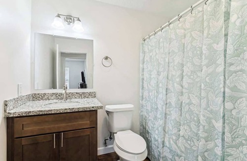 Hammond House | 4 bed 2 bath beautiful home