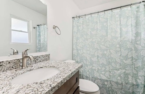 Hammond House | 4 bed 2 bath beautiful home