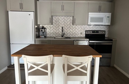Kenora House | 4 bed, 2 bath Lake House - LOTW, road access, 2 mins to downtown, dog friendly!