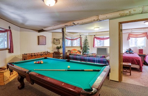 Arnold House | 4 Bed 2 Bath Vacation home in Arnold