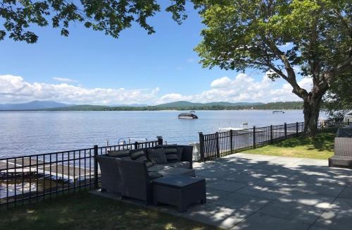 Center Ossipee House | 4 Bed 2 Bath Vacation home in Ossipee