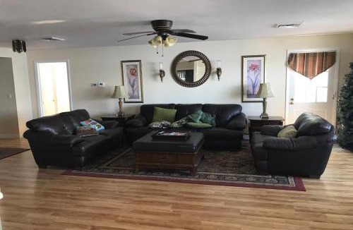 Center Ossipee House | 4 Bed 2 Bath Vacation home in Ossipee