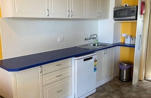 Surf Beach Apartment | 4 Bed (3 Night Min) (Retreat on Surf Beach)