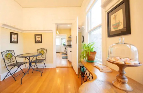 Manitou Springs House | 4 Bed 4 Bath House: steps to Downtown Manitou Springs