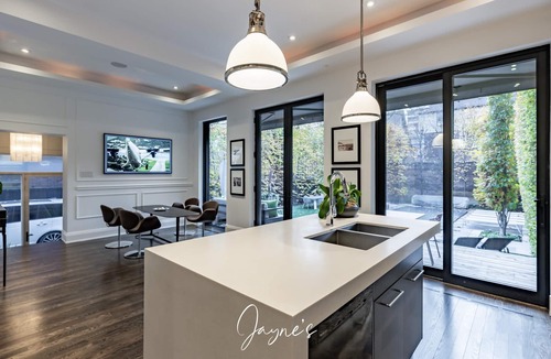 Midtown Toronto House | 4 bed/7 bath luxury home in Toronto