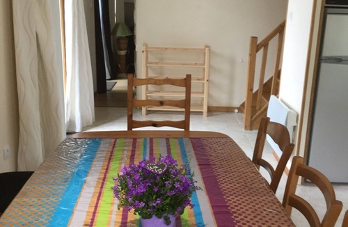 Couesmes-Vauce House | 4 bed/bath farmhouse,grand garden, pool, BBQ, Normandy,Brittany, Pays de Loire