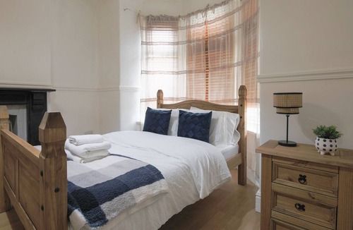 Splott House | 4 Bed Central Renovated House