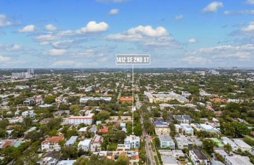 Colee Hammock House | 4-Bed + Den with pool in Las Olas Ft Lauderdale