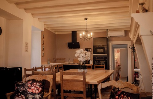 Saint-Saturnin-sur-Loire House | 4-bed dormitory room in the Château outbuilding overlooking the Loire River