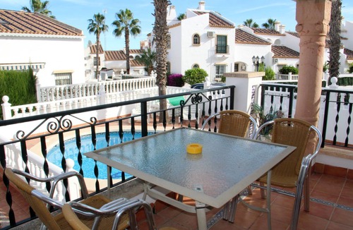 Villamartin Apartment | 4 Bed Fantastic Apt, Private Pool Close to Golf, Beach and Entertainment